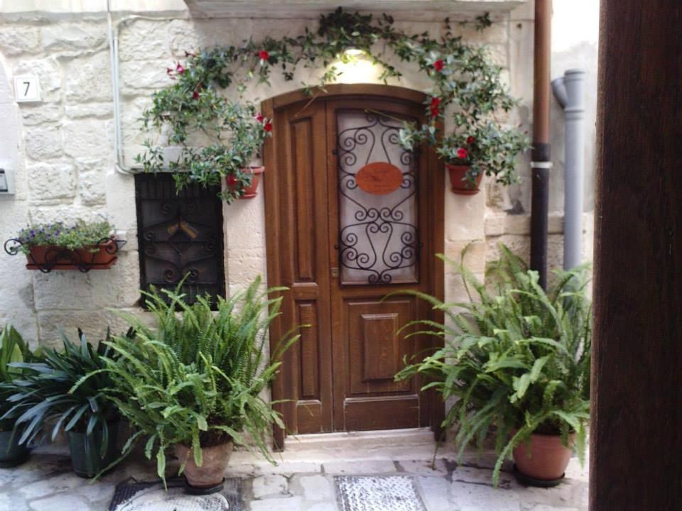 Corte Sagarriga Visconti Giovinazzo Exterior photo