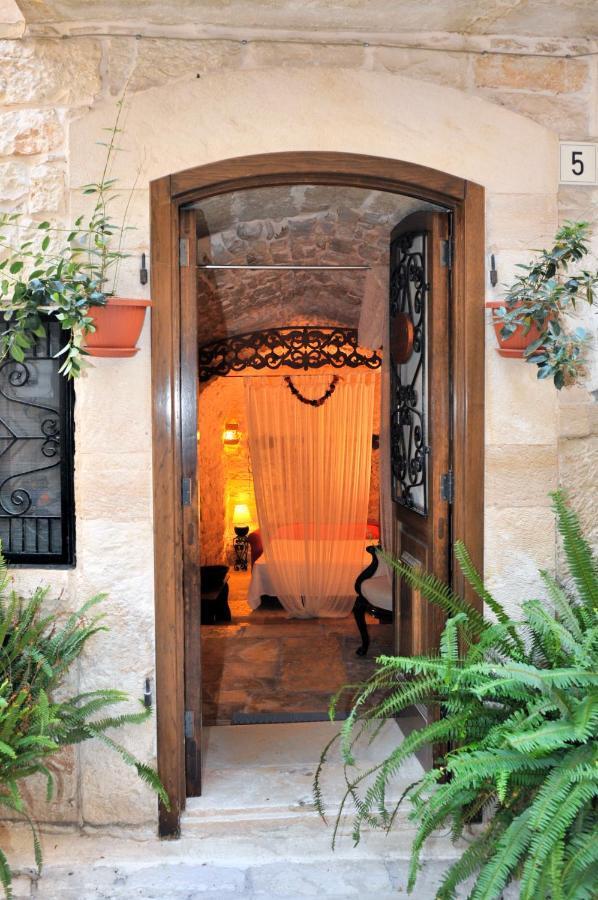 Corte Sagarriga Visconti Giovinazzo Exterior photo